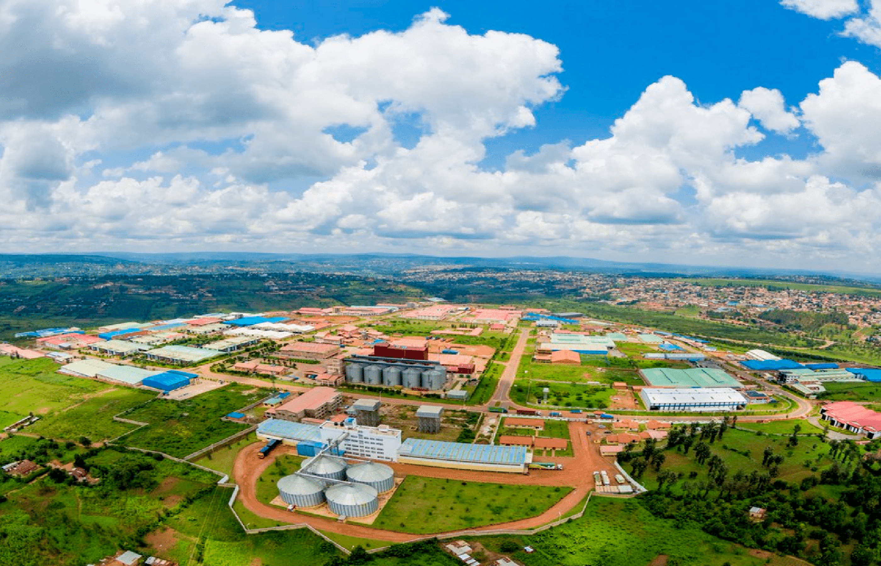 U Rwanda rukomeje kubaka inganda nyinshi, mu kugabanya ibitumizwa mu mahanga biteza icyuho mu bucuruzi