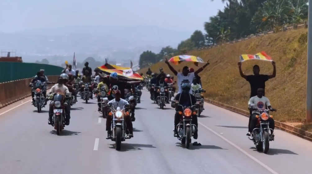 Byari ibyishimo kuri benshi bagiye kwakira Eddy Kenzo