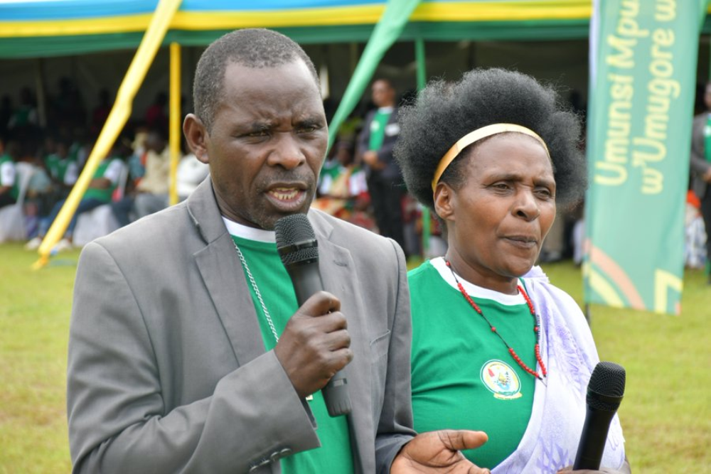 Musabyimana Clotilde na Bizimana Emmanuel batanze ubuhamya bw'uburyo bamaranye imyaka 42