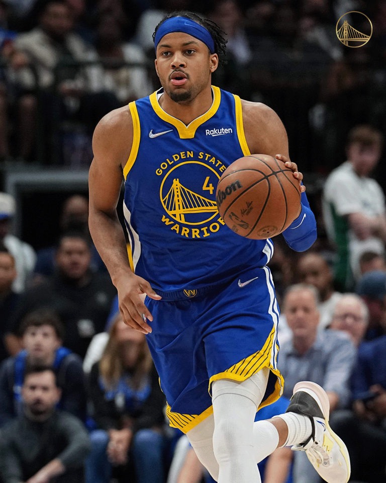 Abakinnyi ba Golden State Warriors barasabwa gutsinda umukino umwe muri itatu iri imbere