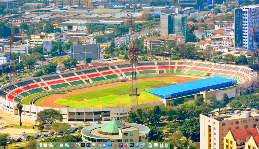Nyayo National Stadium yubatswe mu 1983, ifite ubushobozi bwo kwakira abafana 45.000