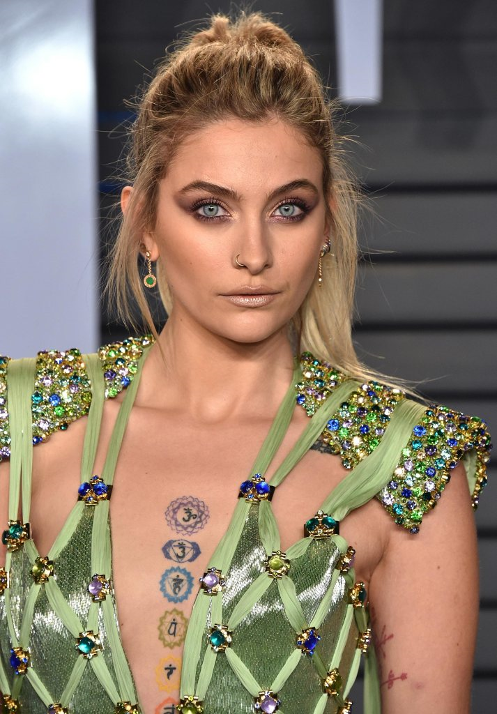 Paris Jackson yashatse kwiyahura bitewe n'ibivugwa kuri se