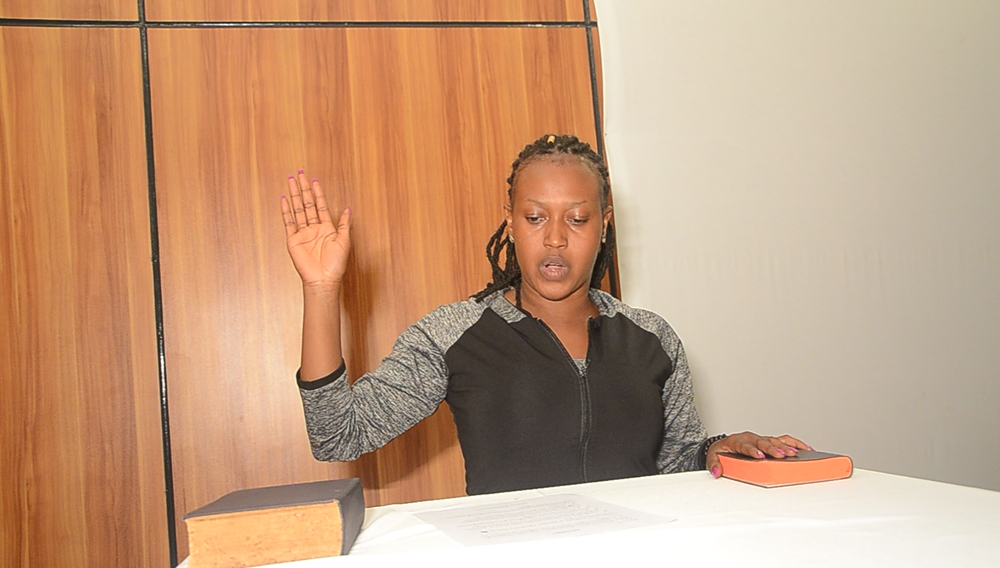 Mukashyaka Clarisse ni we watorotse mbere y'abandi