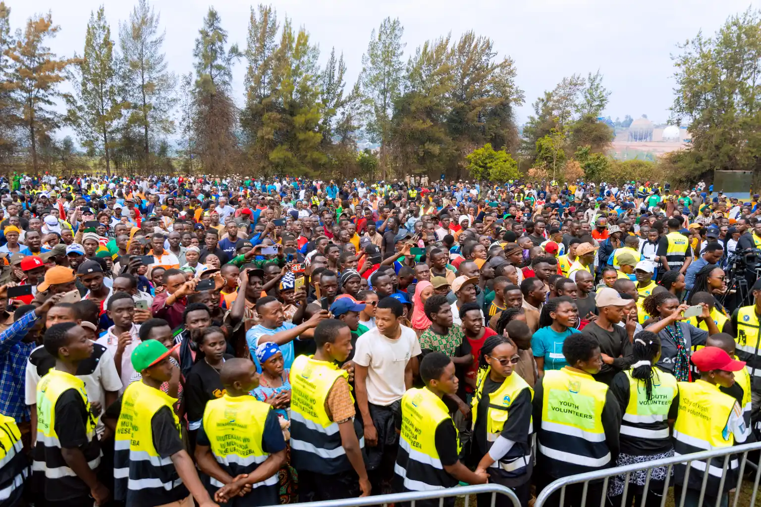Bamwe mu bitabiriye umuganda bavuze ko kureka inzoga z'ibyuma byabagiriye akamaro