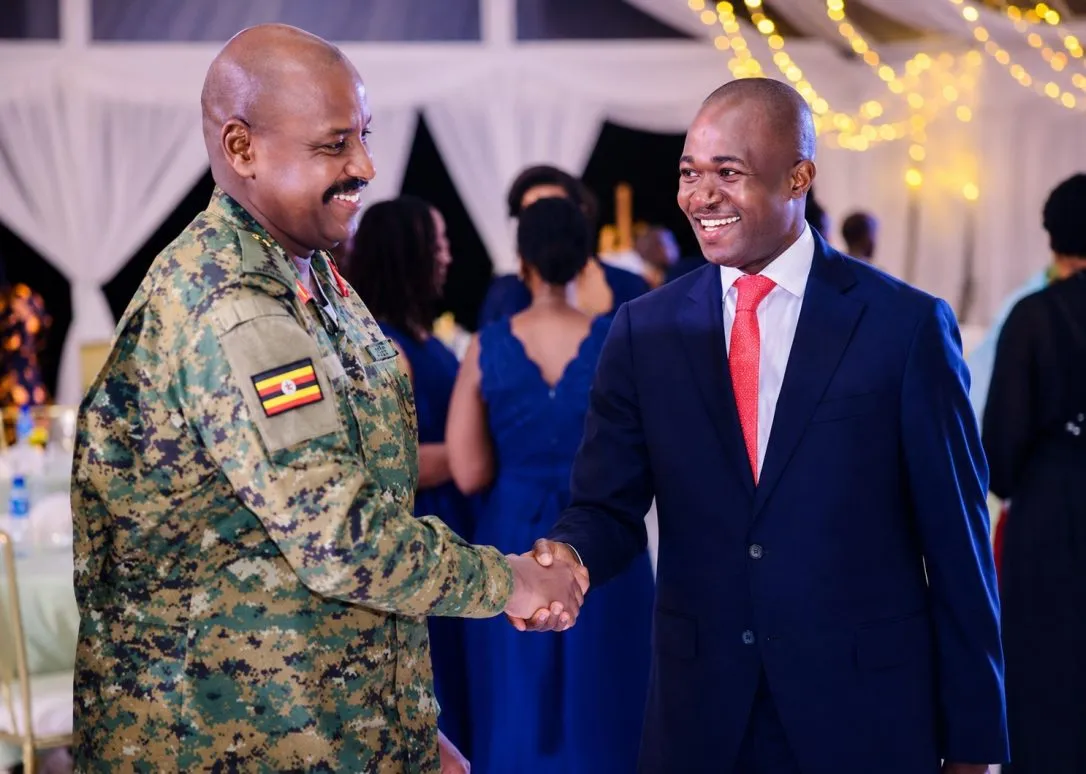 Umudepite wo muri Uganda, Daudi Kabanda, yasabye Gen Muhoozi Kainerugaba kuzajyana na we i Kigali