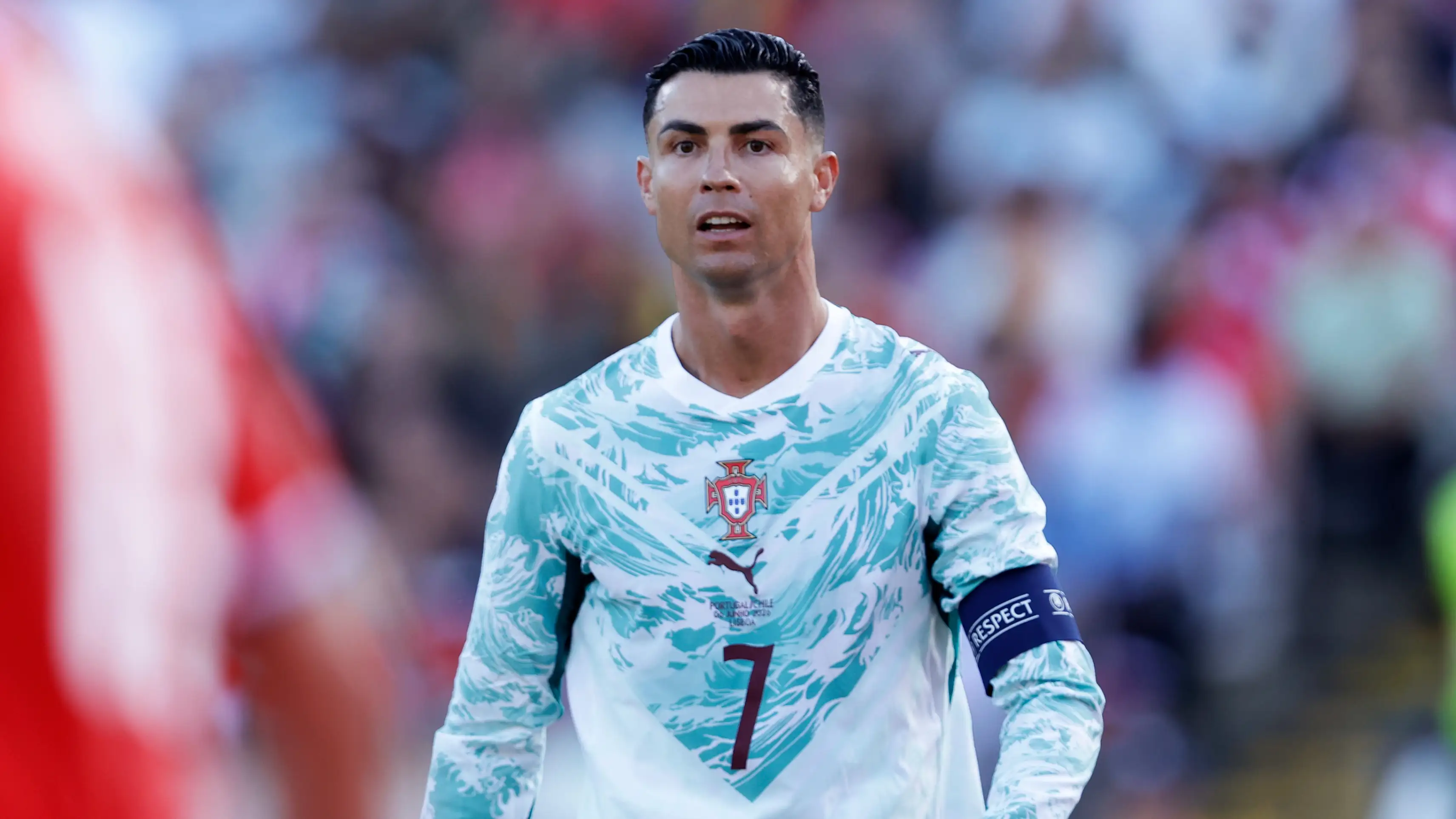 Cristiano Ronaldo uri mu bakinnyi bakuze mu irushanwa, ategerejweho kwandika amateka yo gukina imikino myinshi mu Gikombe cy'Isi