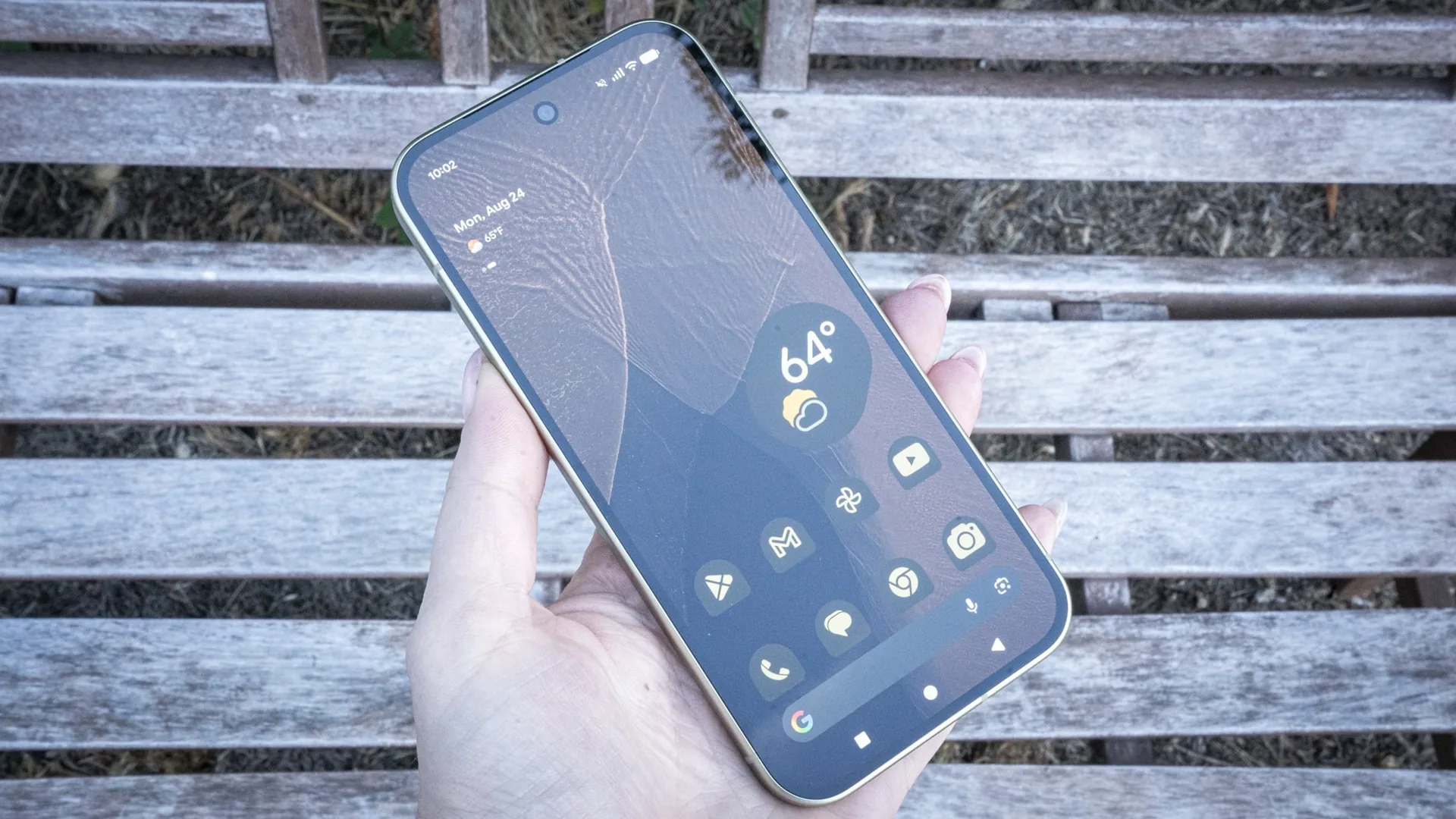 Ubu buryo buri kuboneka gusa muri Leta Zunze Ubumwe za Amerika ku bantu batunze telefone za Pixel 11, bishyurira ifatabuguzi rya Gemini