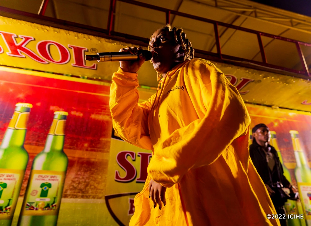 Wayz yavuze ko yagombaga gufatanya n'abatsinze kwishimira intsinzi