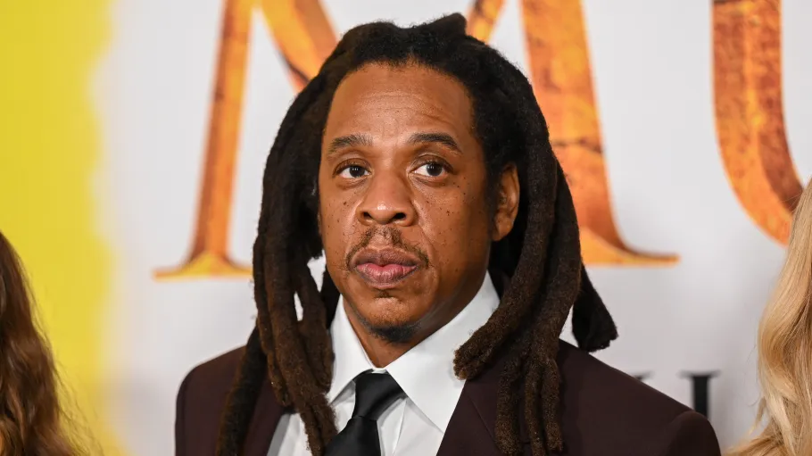 Jay Z yasabye ko ikirego cy'umushinja kumusambanya giteshwa agaciro