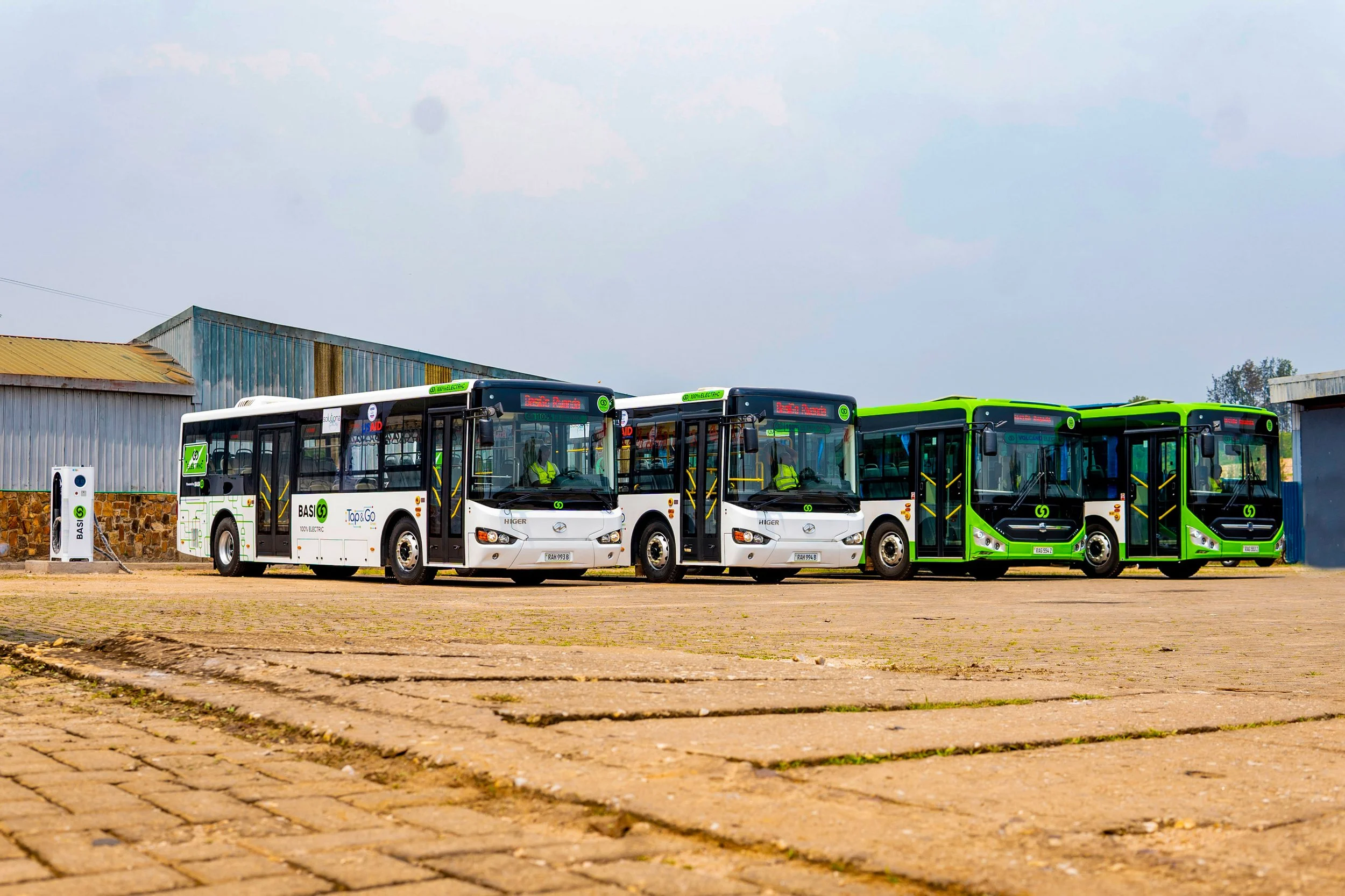 Leta yatanze isoko ryo gukodesha bisi z’amashanyarazi i Kigali