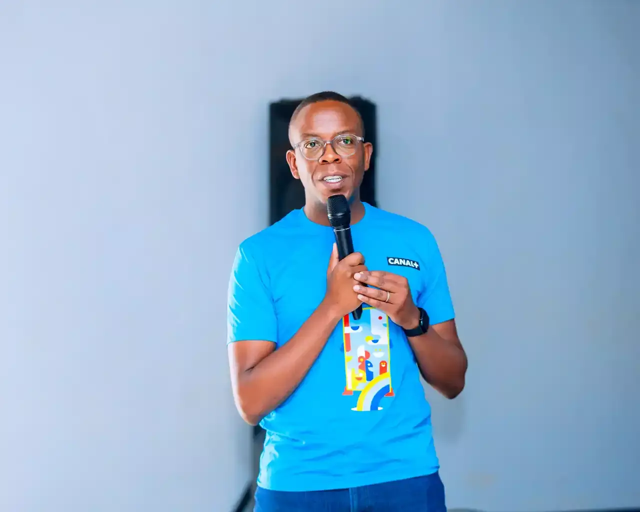 Umuyobozi wa CANAL+ Rwanda Aimé Abizera yavuze ko abana ari ejo hazaza h'igihugu